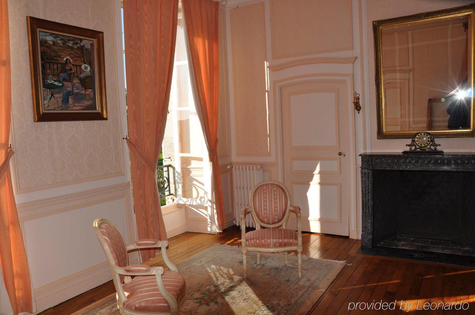 Chateau De La Foltiere Apartment Saint-Germain-en-Cogles Room photo